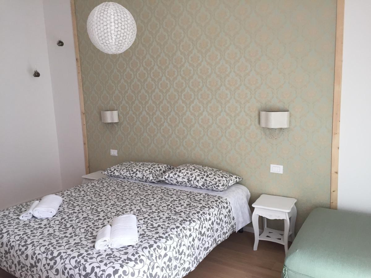 Dante Rooms And Apartment Trento Eksteriør bilde